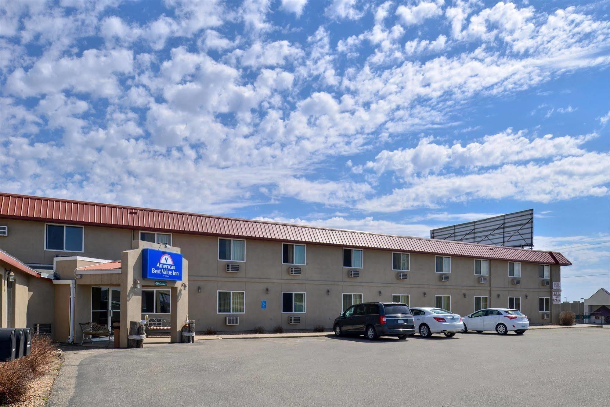 アメリカズ ベスト バリュー イン ソーク センター Sauk Centre エクステリア 写真